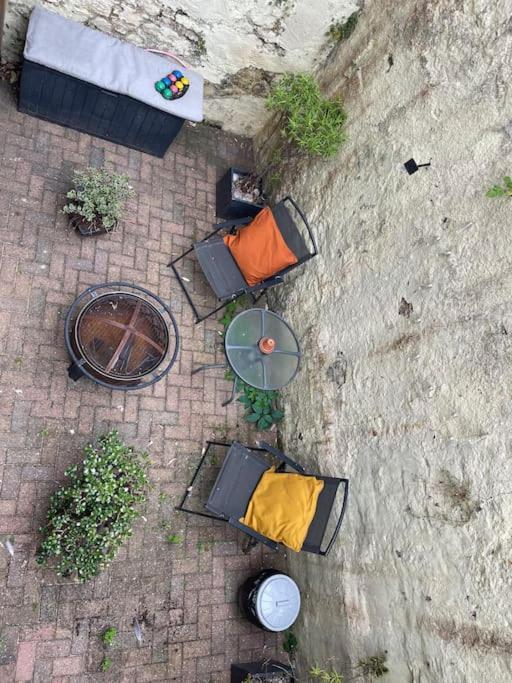 Garden Flat Torquay Just 2 Mins Walk From The Harbour Apartamento Exterior foto